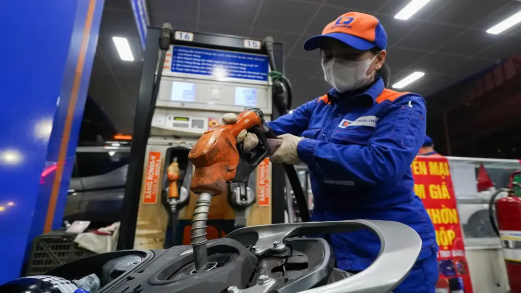 Bộ Khoa học và Công nghệ lấy ý kiến sửa quy chuẩn quốc gia về xăng dầu