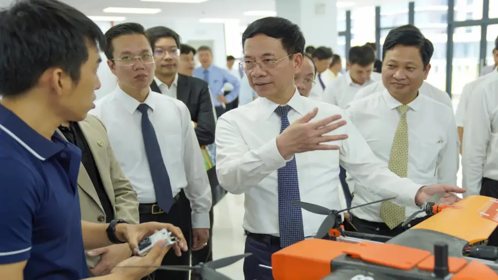 Hình dung con đường, cách thiết kế chương trình công nghệ chiến lược