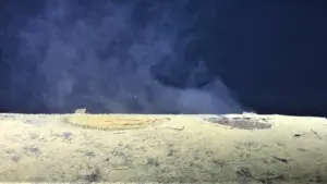 Xác tàu ngầm hạt nhân rò rỉ phóng xạ dưới đáy biển Na Uy