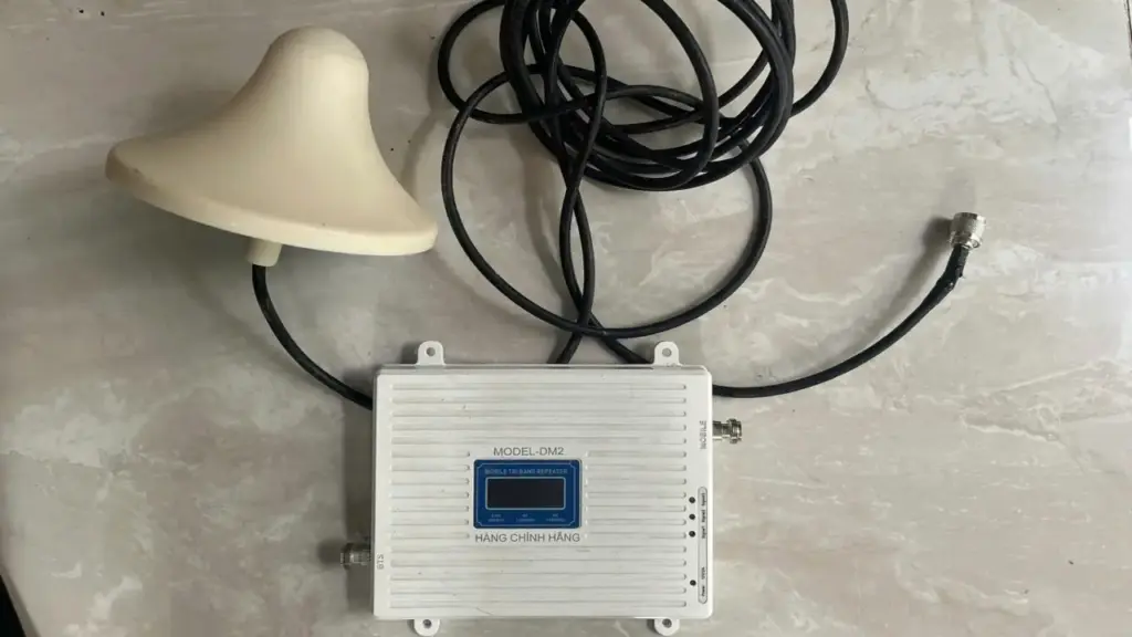 Hộ gia đình dùng thiết bị kích sóng trái phép bị xử lý