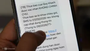 Nhiều người bắt đầu bị khóa SIM vì không xác thực