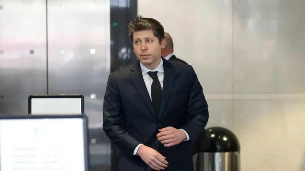 Sam Altman thừa nhận AI khó thay thế hoàn toàn lao động