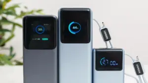 Màn hình trên pin sạc dự phòng có cần thiết?