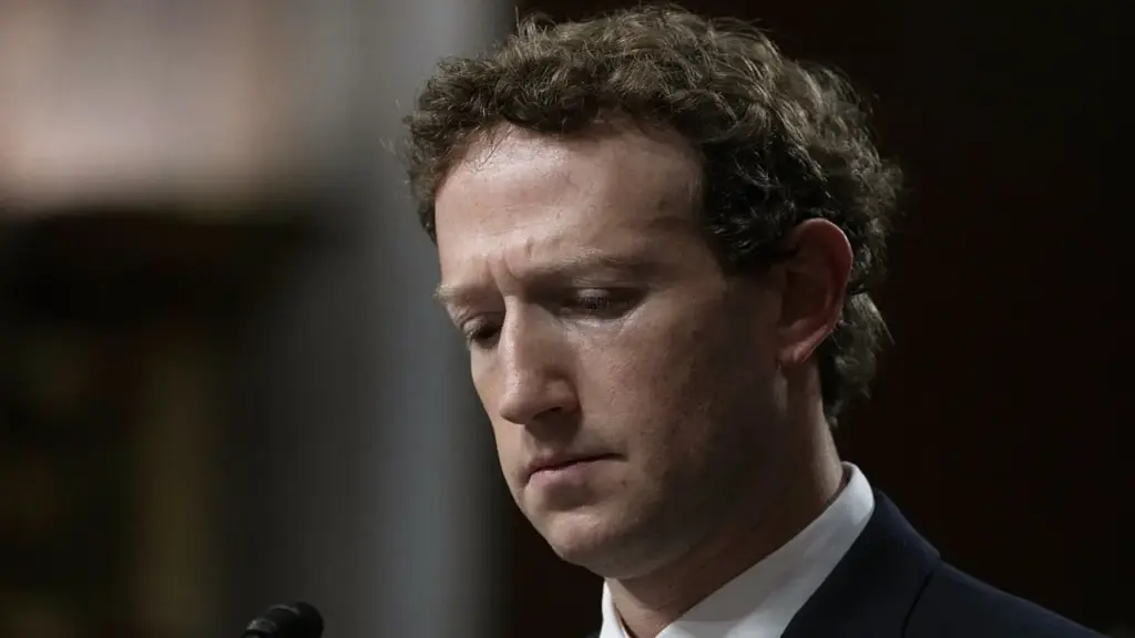 Mark Zuckerberg: 'Meta mắc sai lầm khi chuyển dịch nhân sự'