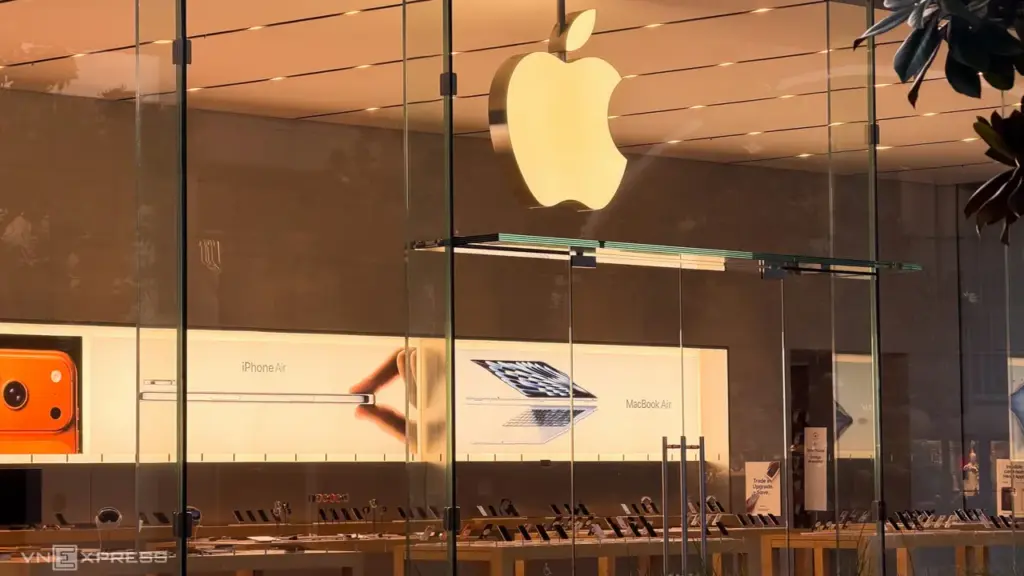 Phản ứng trái chiều khi sản phẩm Apple tăng giá hàng triệu đồng