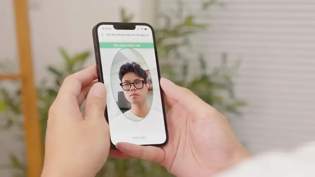 Cách xác thực khuôn mặt khi đổi SIM sang máy mới