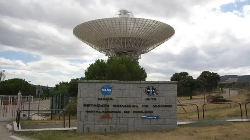 Cháy rừng Tây Ban Nha đe dọa trạm liên lạc vũ trụ NASA