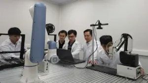 Nhà khoa học Việt phát triển phòng thí nghiệm tự tổng hợp vật liệu