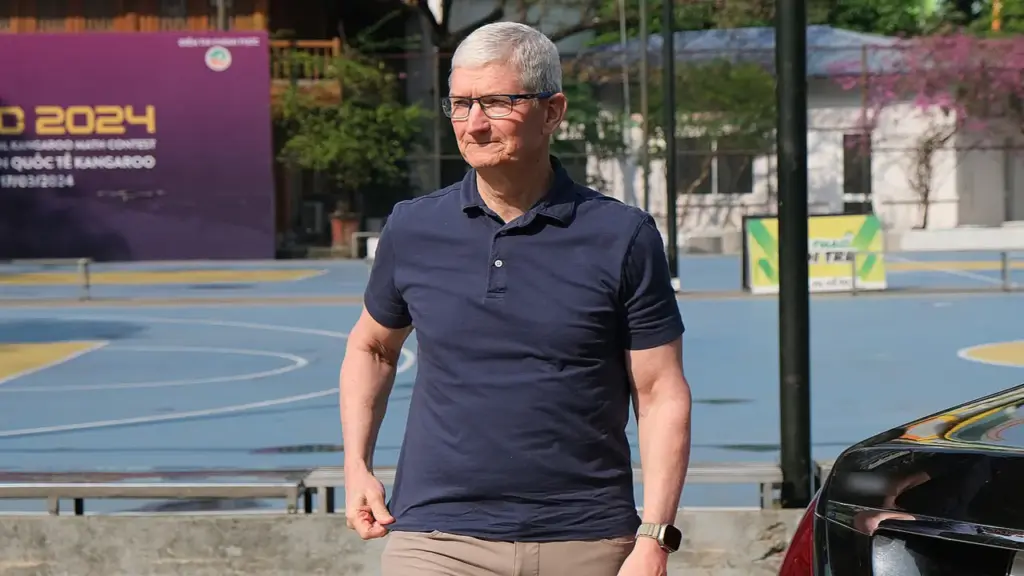 Tim Cook: 'Apple đang gặp trận lũ trăm năm về giá chip nhớ'