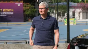 Tim Cook: 'Apple đang gặp trận lũ trăm năm về giá chip nhớ'